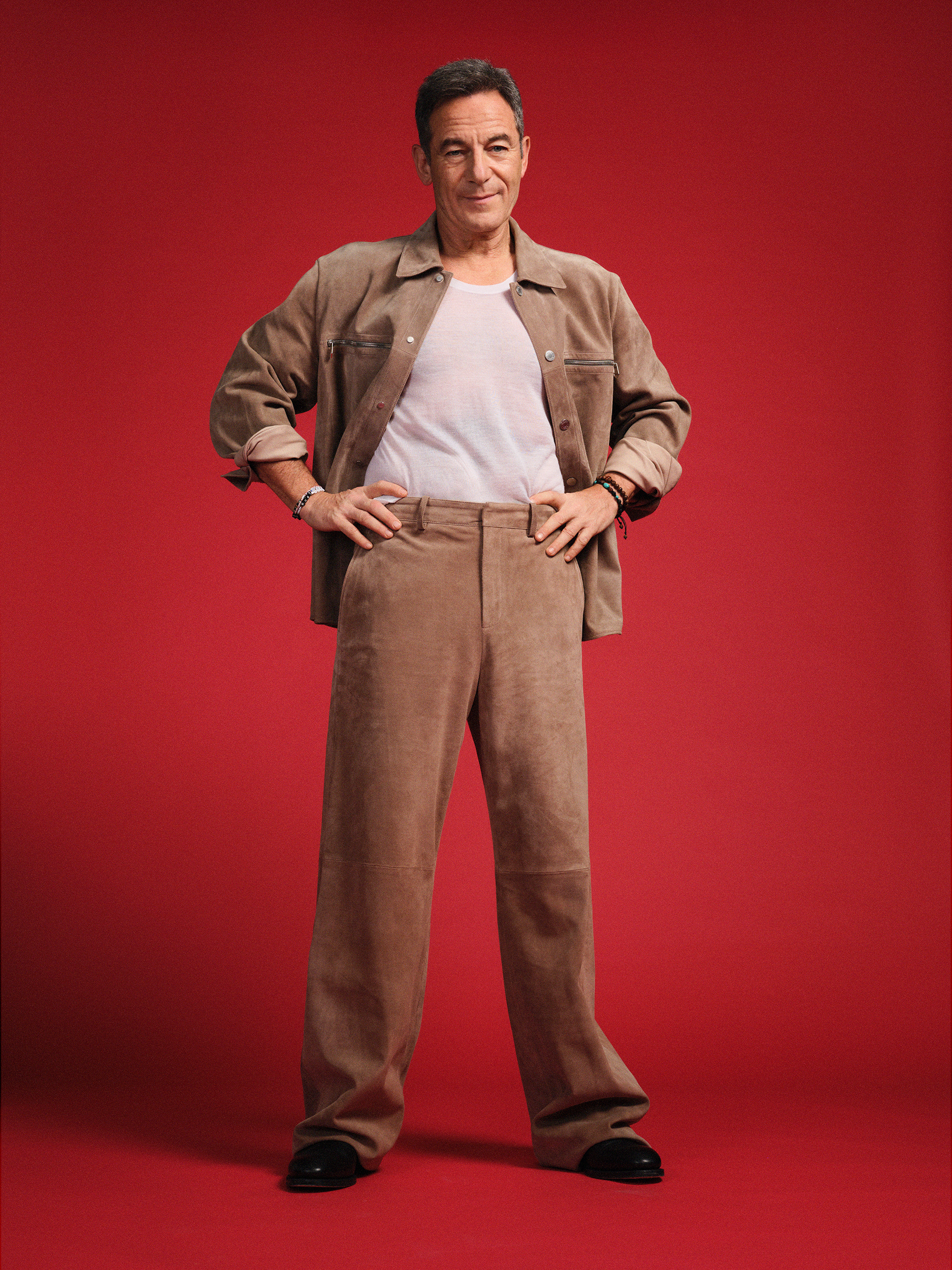 GQ_JasonIsaacs_Motiv03_590_v3